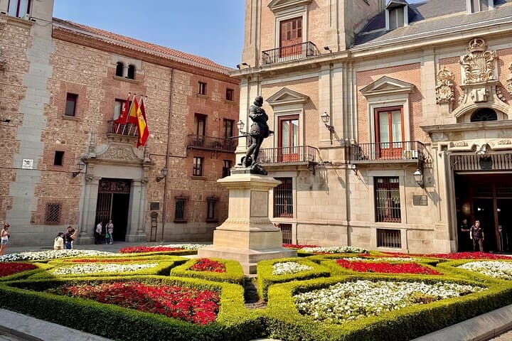 Family-Friendly Madrid Scavenger Hunt: Interactive City Adventure for Kids photo 6