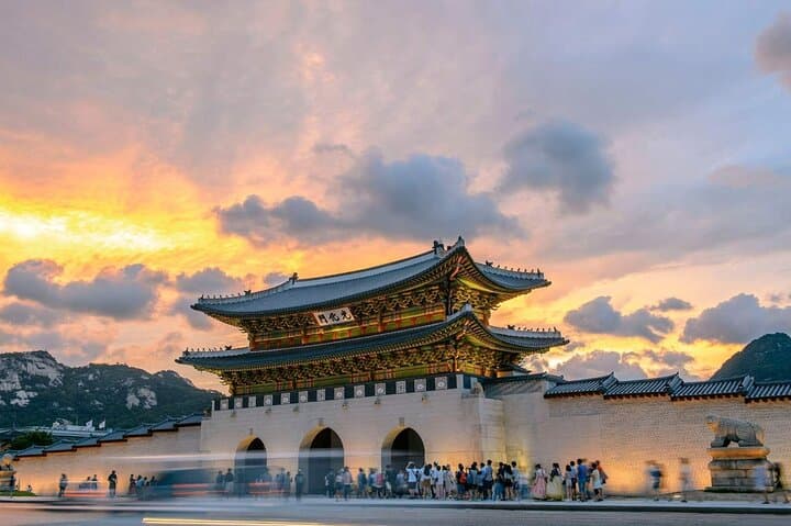 Seoul Highlights: Private Layover Tour from Incheon Airport photo 2