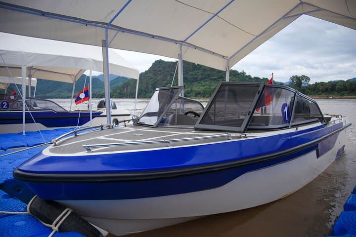 Mekong Speedboat in Luang Prabang: 30-Min River Ride with Snacks and Beer photo 4