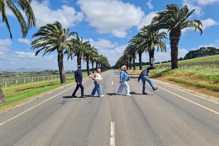 Small-Group Barossa Valley Wine Tour with Local Pickup and Charcuterie Lunch photo 2