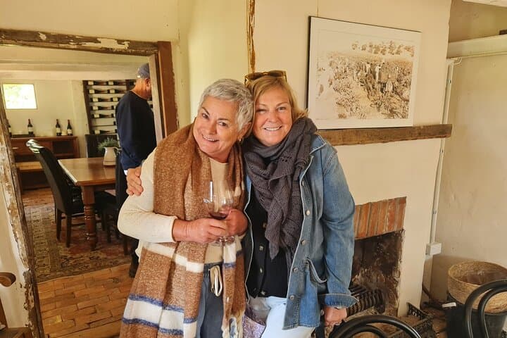 Small-Group Barossa Valley Wine Tour with Local Pickup and Charcuterie Lunch