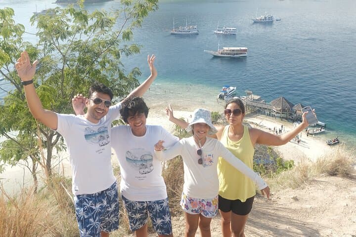 3-Day Open Sailing Trip Labuan Bajo — Liveaboard Komodo, Padar & Pink Beach photo 4