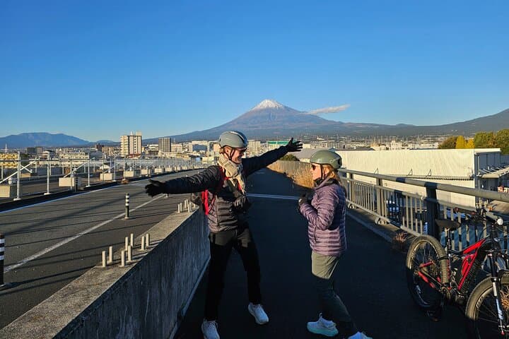 Clear Views: Winter E-Bike Tour Around Mount Fuji from Shin-Fuji