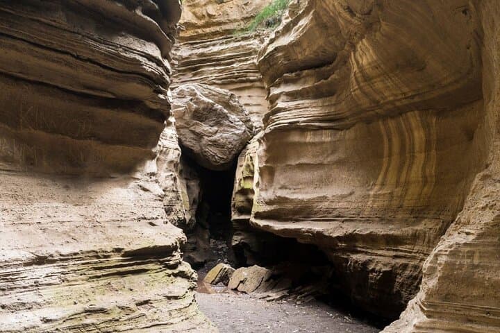 Hell's Gate & Lake Naivasha Day Tour — Biking Gorges, Flamingos and Boat Safaris from Nairobi photo 2