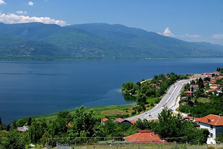 Full-Day Sapanca Lake & Masukiye Tour from Istanbul — Lake Walks, Zipline & Lunch