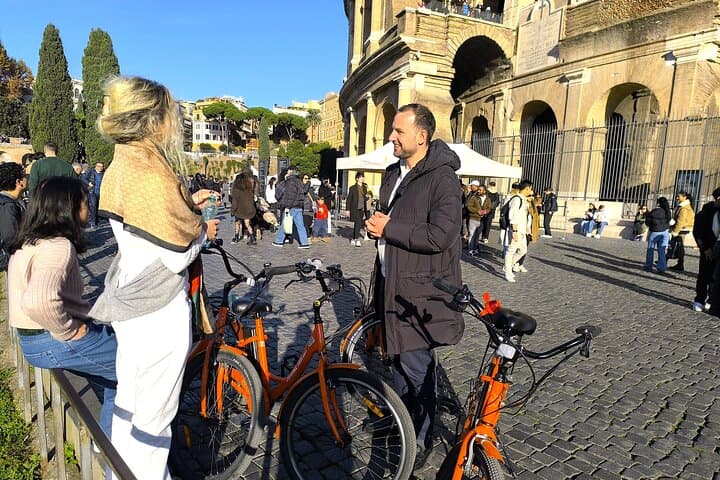 E-Bike Tour of Rome and the Vatican — Landmarks, Alleys & Local Stories photo 3