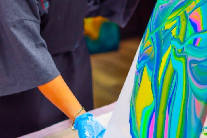 Create a 10x20 Fluid Art Piece: Fort Lauderdale Instructor-Led Studio Session photo 2