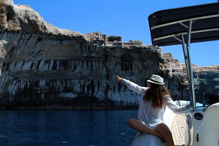 Dugi Otok RIB Day Trip from Zadar — Shipwreck Snorkel, Golubinka Cave & Sakarun Beach photo 4