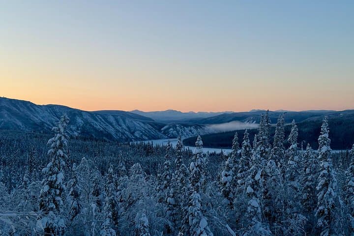 Arctic Circle Winter Road Tour from Fairbanks — Dalton Highway Northern Lights Chase photo 3