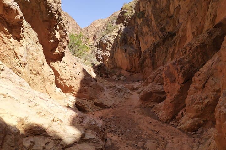 3-Day Highlights of Chuy & Issyk-Kul: Burana Tower, Skazka Canyon & Barskoon Waterfalls