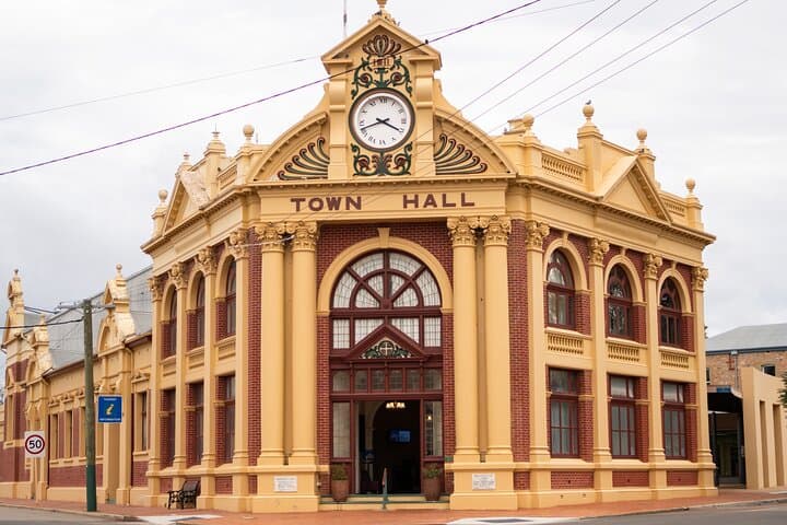 Wave Rock Day Trip from Perth: York Town History & Hippo's Yawn photo 3