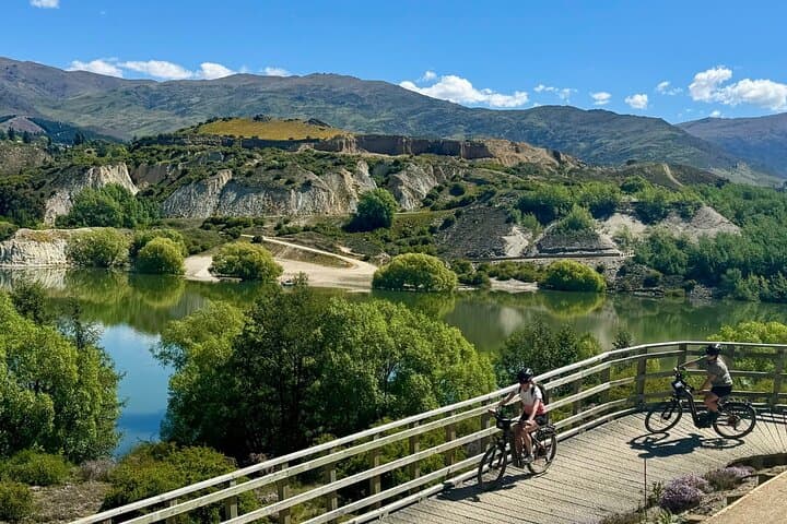 Bannockburn eBike Wine Loop: Self-Guided Day Ride from Cromwell photo 3