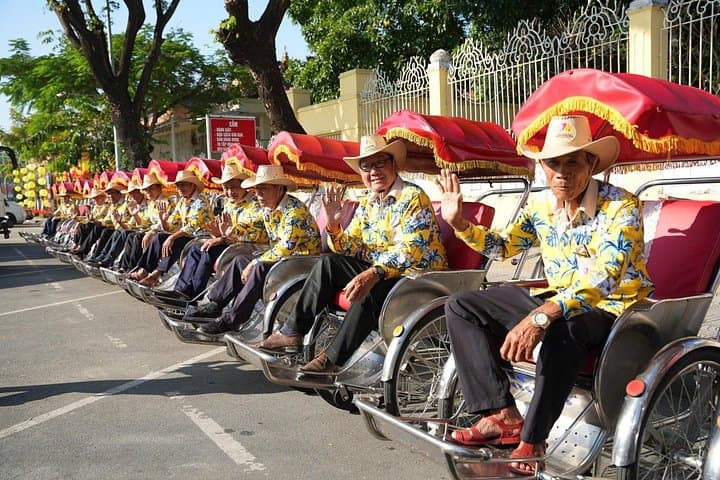 Da Nang Cyclo City Tour & Phin Coffee Workshop — Slow Ride Through Riverside Culture photo 2
