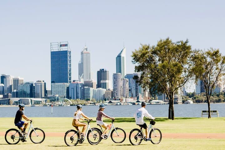 Perth Foreshore & East Perth Guided Bike Loop — Elizabeth Quay to Optus Stadium photo 3