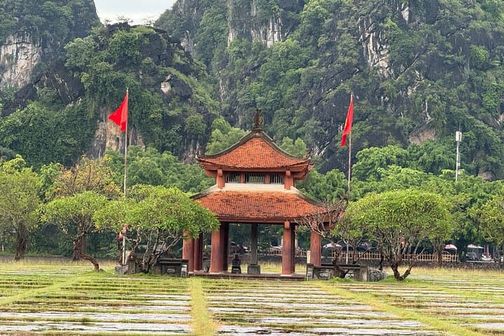 Hoa Lu & Tam Coc Full-Day: Ancient Temples, Bamboo Boat Ride & Countryside Cycling photo 2