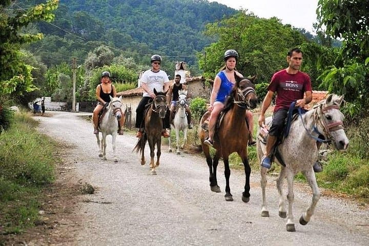 Marmaris Horse Safari in Çamlı Village — Pine Trails & Countryside Views photo 4