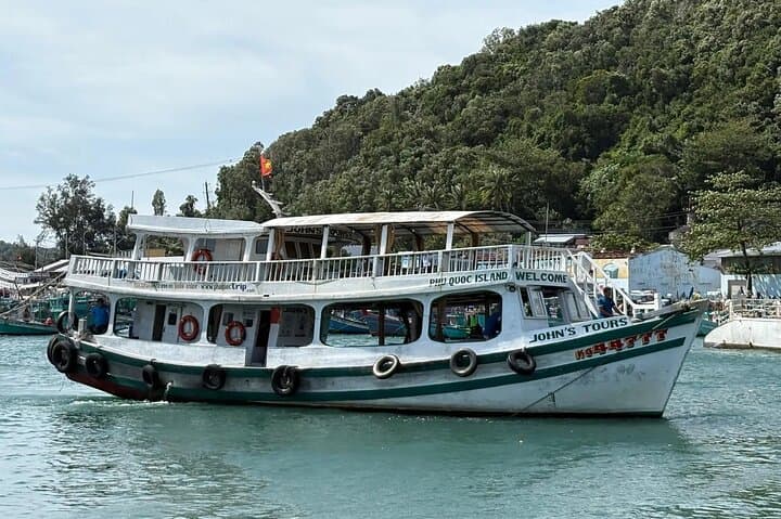 Phu Quoc Two-Island Snorkel Cruise: Buom & May Rut Islands photo 4