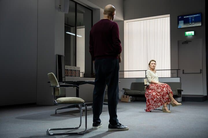 Oedipus on Broadway: Modern Political Thriller Meets Ancient Tragedy photo 4