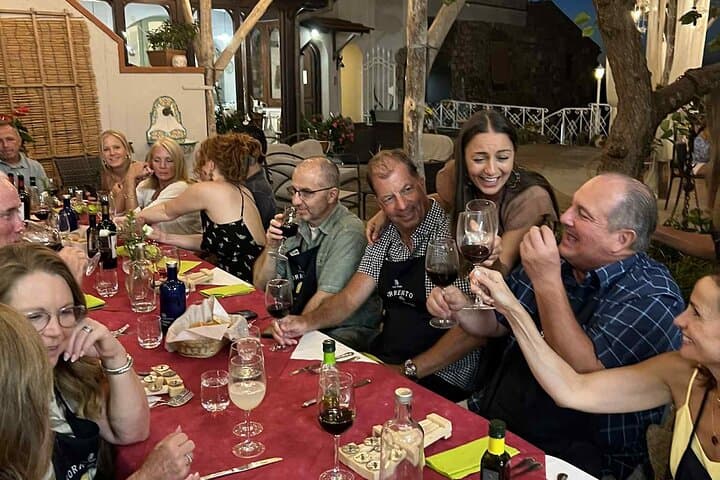 Pizza Making Class in Sorrento Lemon Grove: Hands-On Neapolitan Pizza & Limoncello Tasting photo 2