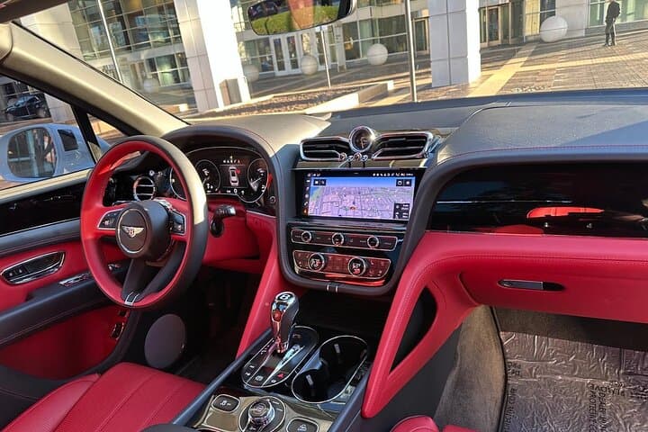 Chicago Exotic Auto Experience: Private Luxury Drive Through the Magnificent Mile photo 2