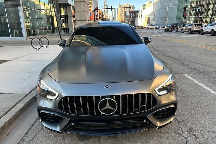 Chicago Exotic Auto Experience: Private Luxury Drive Through the Magnificent Mile photo 4