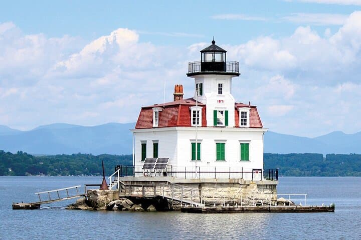 Hudson River Sightseeing Cruise from Kingston — 90-Minute Rip Van Winkle II Tour photo 6