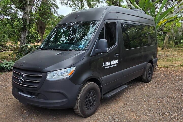 Private Ko Olina & Kapolei Airport Transfer for Groups (Up to 10) photo 6