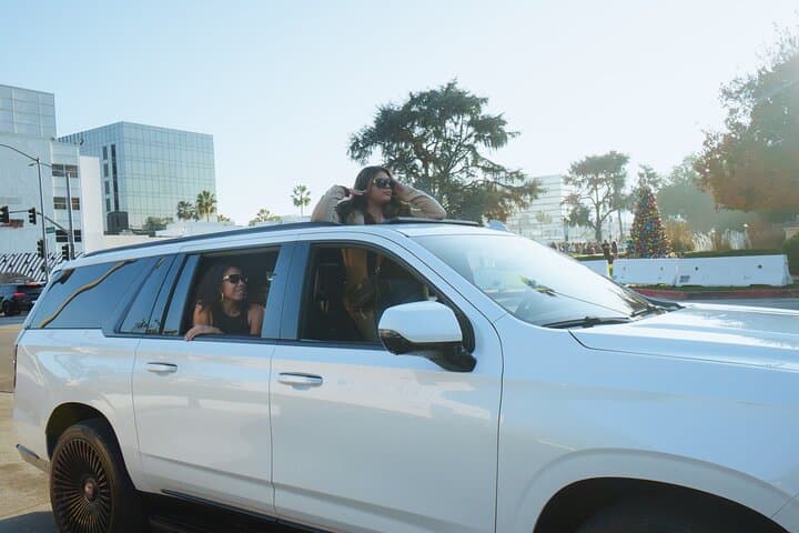 VIP Private SUV Tour: Discover Los Angeles in Luxury photo 2