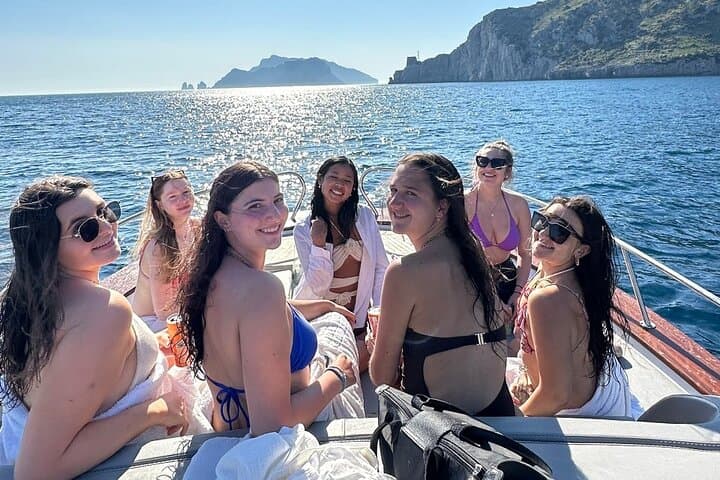 Full-Day Boat Tour from Positano Along the Amalfi Coast: Swim, Snorkel & Explore photo 4