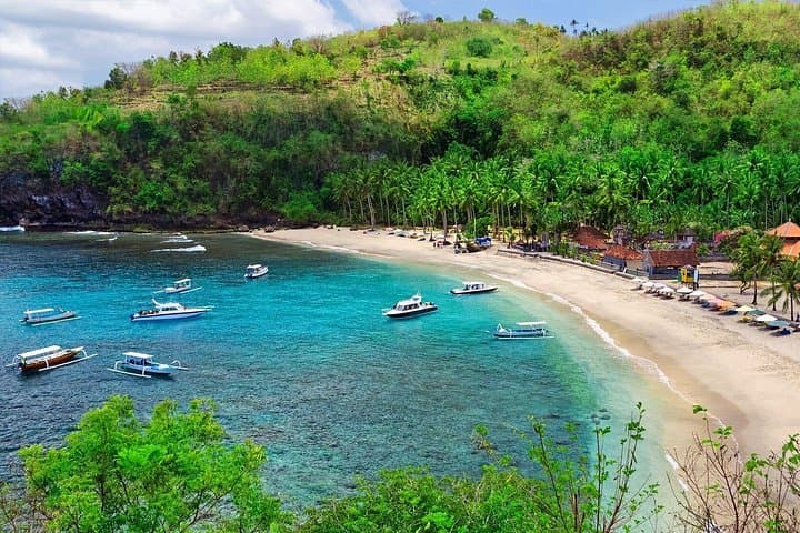 Nusa Penida Day Trip from Bali: Kelingking, Angel's Billabong & Crystal Bay photo 3