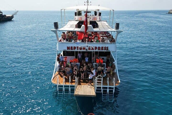 Alanya Boat Cruise to Cleopatra Beach and Caves — Lunch Included photo 4