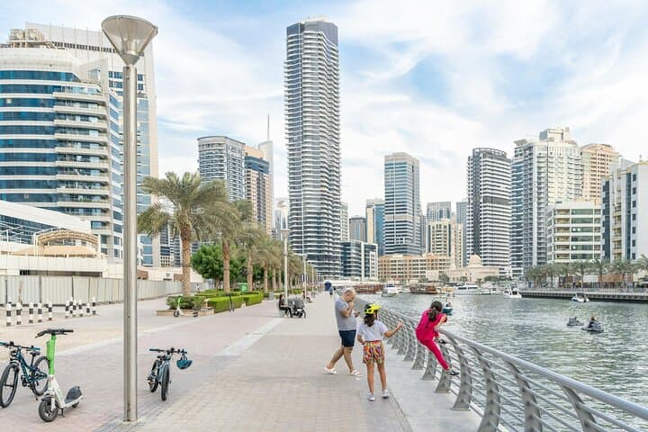 Dubai Full-Day Private Car & Driver Hire — Flexible Luxury Transport for Sightseeing photo 5