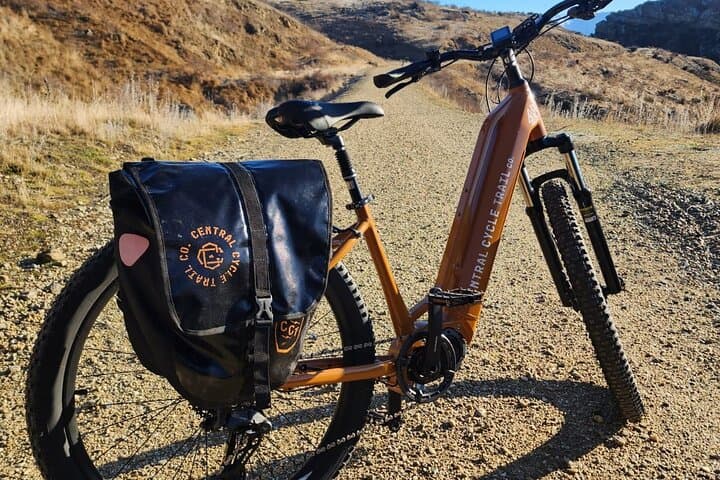 Ride and Wine: Central Otago E-Bike Adventure Through Bannockburn & Carrick Winery photo 4