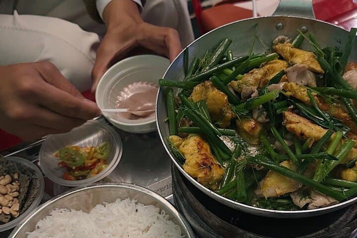 Hanoi 1–10 Dollar Street Food Challenge: Private Old Quarter Food Crawl photo 6