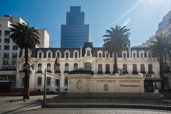 Solve a Murder Mystery While Walking Providencia: Self-Guided Detective Game in Santiago photo 3