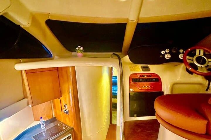 Dubai Marina Private Luxury Yacht Charter: 3-Hour VIP Cruise Past Palm and Burj Al Arab photo 6