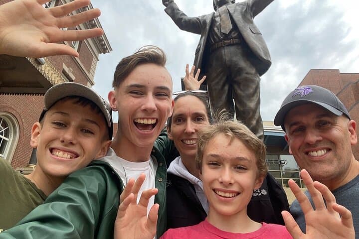 Explore St. Paul: Self-Guided Scavenger Hunt Through History photo 2