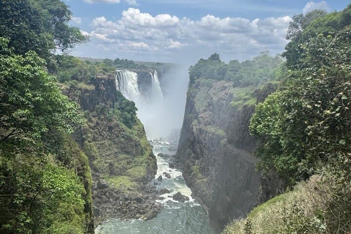 Guided Victoria Falls Tour: Walk the Rainforest on Both Sides of the Zambezi photo 4