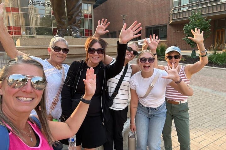Explore St. Paul: Self-Guided Scavenger Hunt Through History