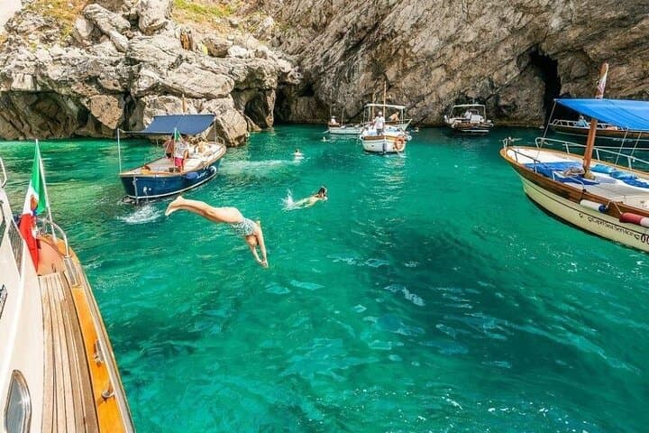 Full-Day Private Amalfi Coast Boat Tour from Positano photo 2