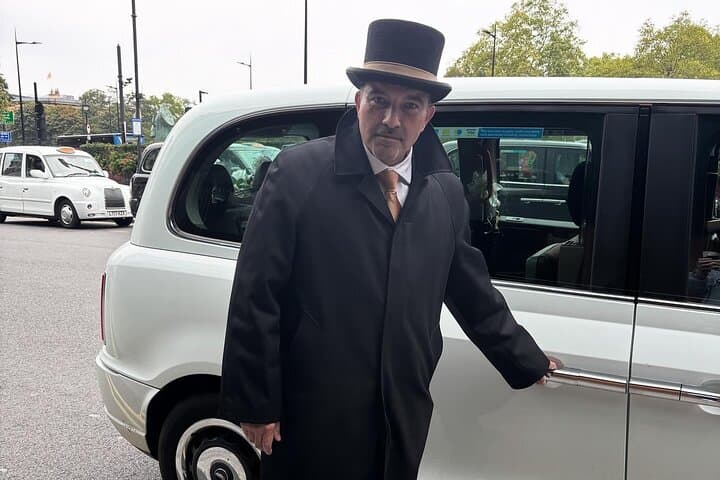 Iconic London Taxi Tour: Private 3-Hour Guided Drive Through Historic Streets photo 6