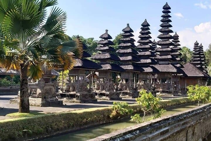 North Bali Private Day Tour: Ulun Danu, Banyumala & Jatiluwih Rice Terraces photo 4