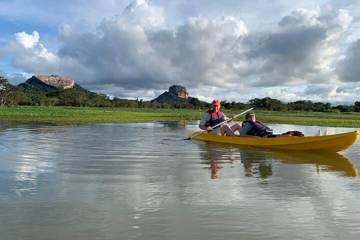 Paddle Thalkotte Lake: Lake Kayaking from Sigiriya — Guided 1.5-Hour Tour photo 4