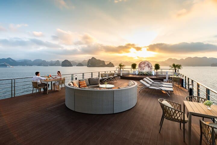 Luxury Ha Long Bay Day Cruise from Hanoi — Sung Sot Cave, Ti Top Island & Kayak