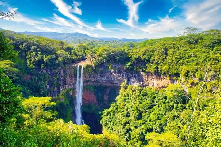 Colourful South of Mauritius: Chamarel, Seven Coloured Earths & Grand Bassin Day Tour photo 5