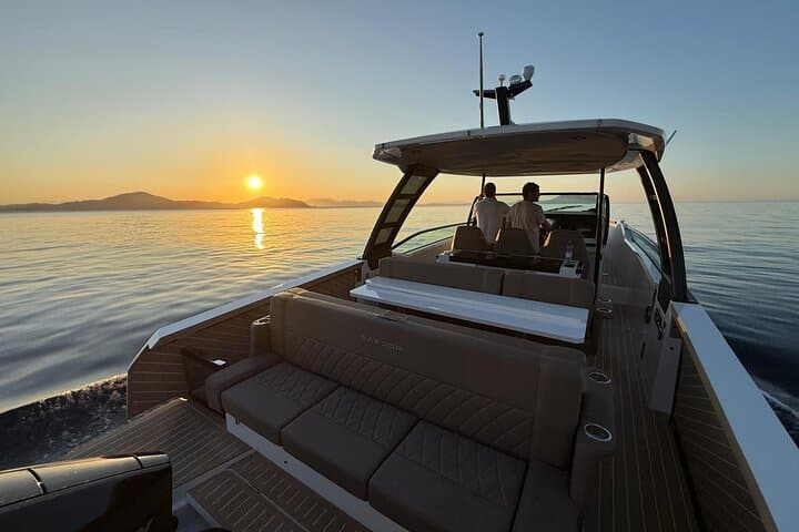 Maddalena Sunset Speed Boat: High-Speed Cove Hopping & Aperitivo
