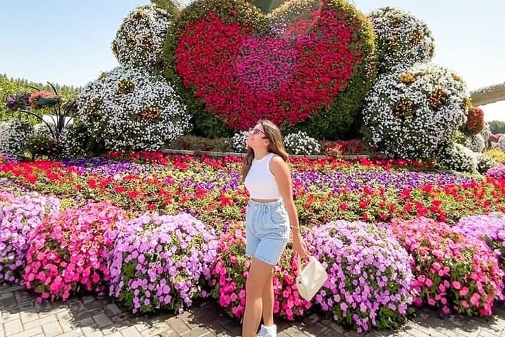Dubai Miracle Garden Skip-the-Line Ticket — What to Expect & Practical Tips photo 2