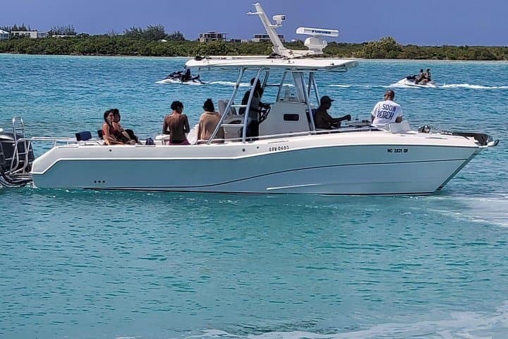 Private Snorkeling Boat Charter in Providenciales — 2.5-Hour Hydro Cat Experience photo 5