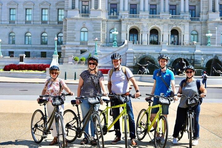 Washington DC National Mall Bike Rentals: Full-Day Landmark Bike Loop photo 1