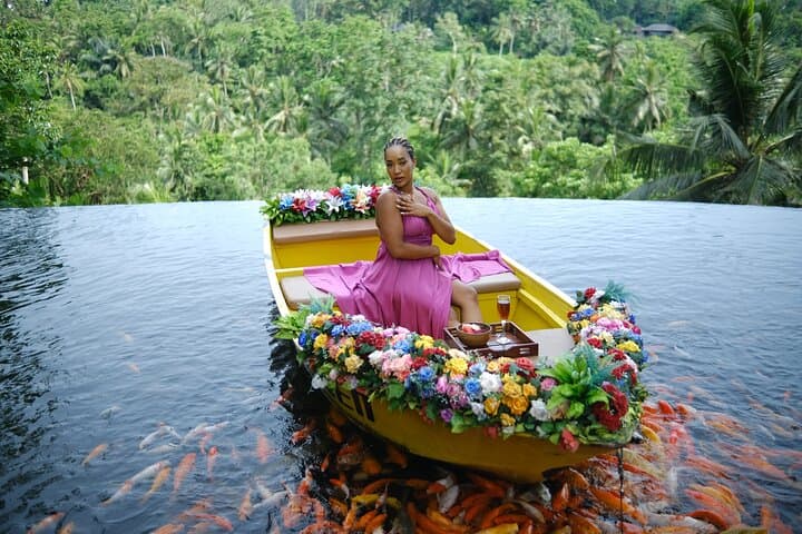 Ubud Full-Day: Bali Swing, Koi Boat, Monkey Forest & Kanto Lampo Waterfall